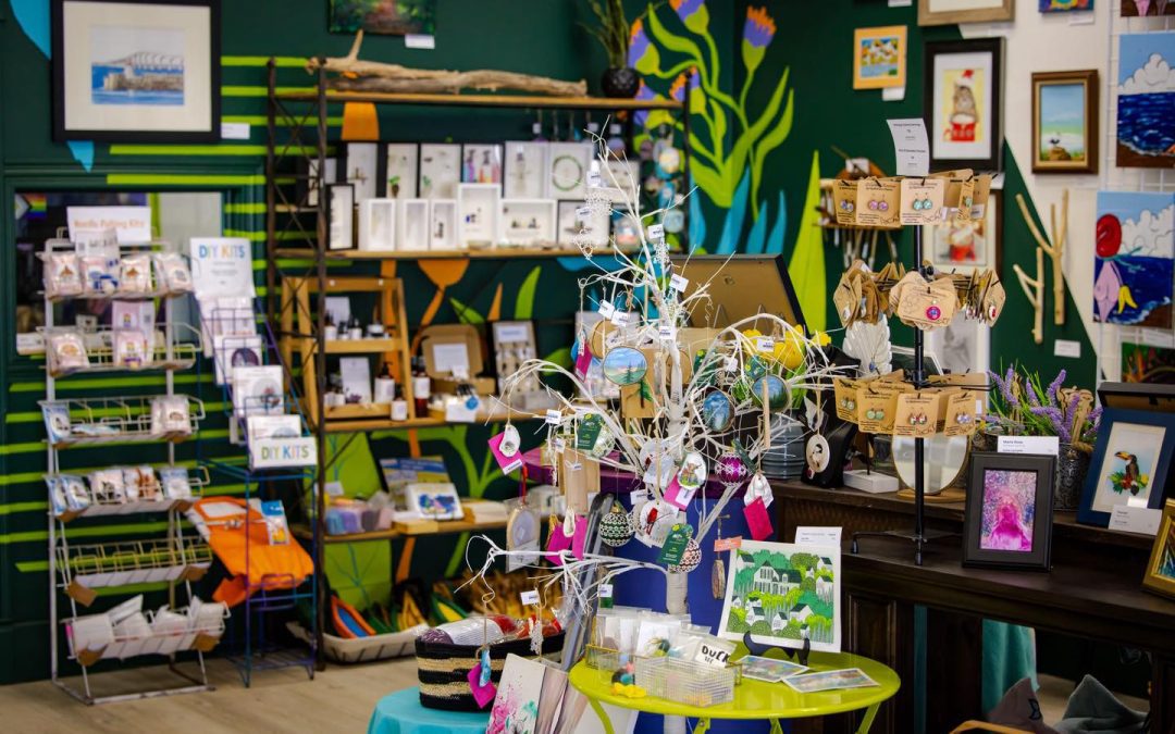 Art Buds: Gallery, Workshops, Gifts