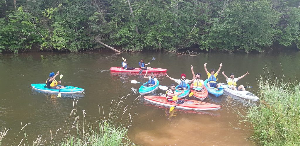 island kayak-river
