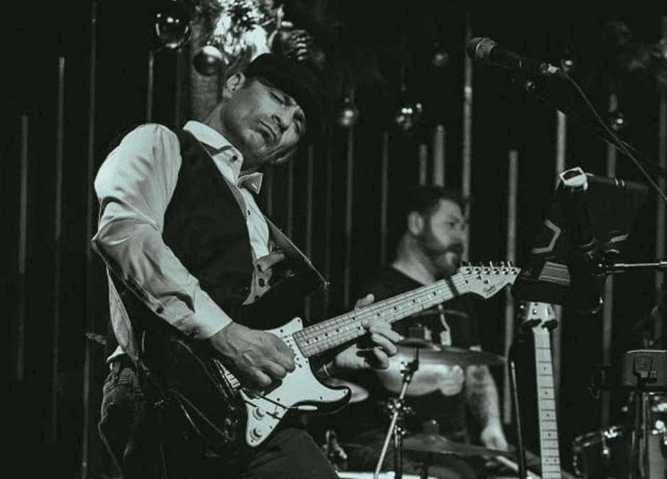 Live Music with Roland Beaulieu