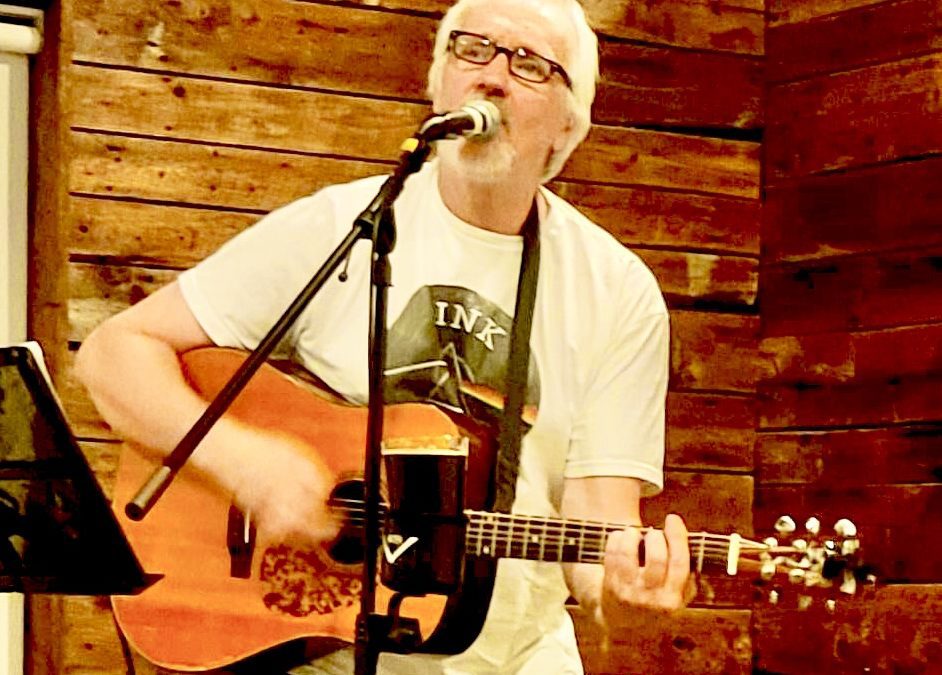 Live Music – John MacAller